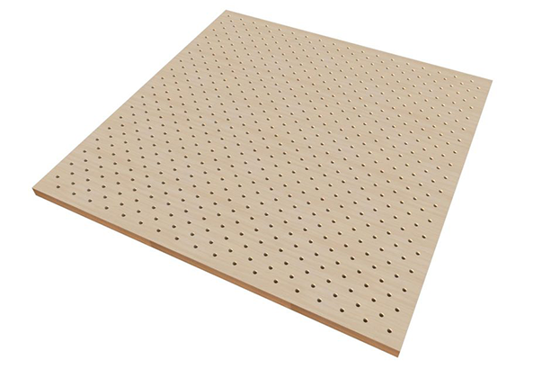 Gỗ tiêu âm đục lỗ