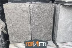 Đá xanh đen băm mặt toàn phần 30x60x3 cm