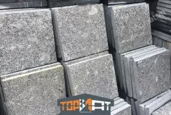 Đá xanh đen băm toàn phần 20x20x3 cm