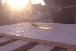 Đá granite hồng Phan Rang khò lửa 30x60x2cm