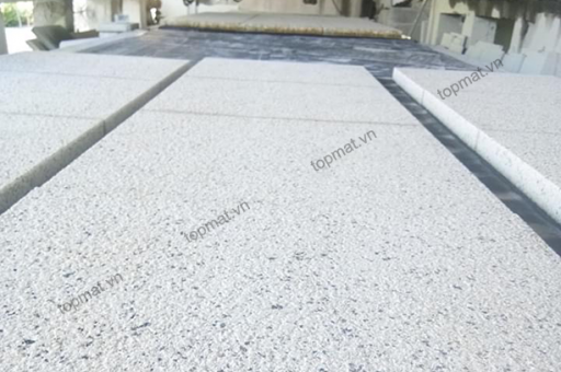 Đá granite trắng Suối Lau khò mặt 30x60x2cm, đá trắng suối lau ...