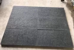 Đá bazan đen khò lửa 30x60x2 cm