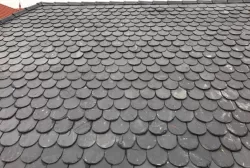 Đá slate đen Lai Châu lợp mái hình vảy cá 15x25x(0.3-0.7)cm