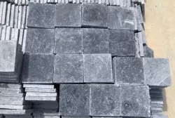 Đá xanh đen giả cổ 20x20x2 cm