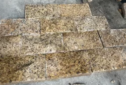 Đá ốp granite vàng 10x20x4cm
