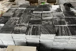 Đá sọc dưa mài bóng 30x30x1.8cm