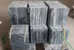 Đá sọc dưa mài hon 30x30x1.8cm