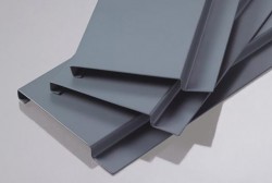 Trần sọc G100 dày 0.6mm