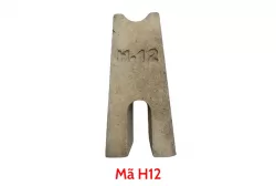 Con kê bê tông sàn trên H12