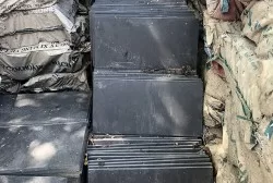 Đá slate đen vảy đồng Lai Châu 20x40x(0.8-1.2)cm	