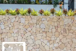 Đá rối vàng quay