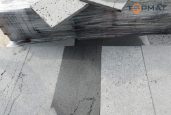 Đá ong đen 20x40x1.2cm 