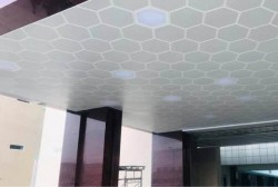 Trần nhôm lục giác Hexagon đục lỗ