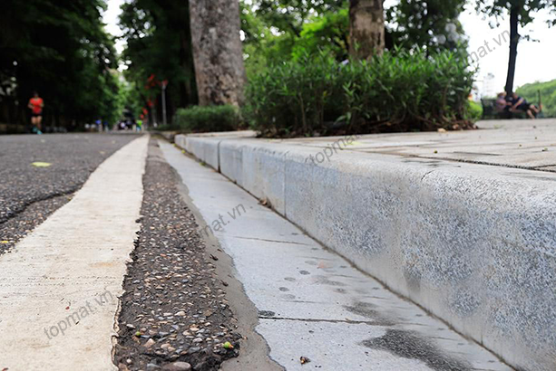 Đá bó vỉa granite được sử dụng cho vỉa hè đường phố
