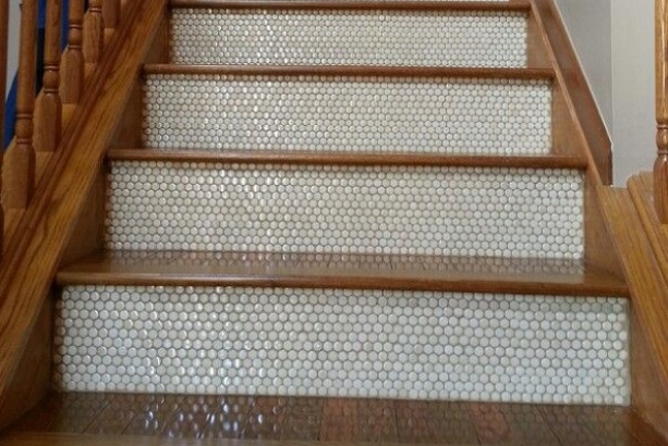 Gạch mosaic cầu thang