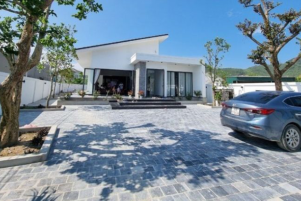 thi công đá lát sân kích thước nhỏ