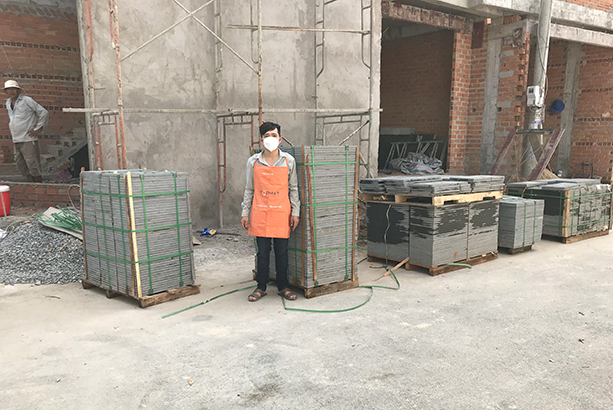Topmat giao đá bazan đến công trình của khách