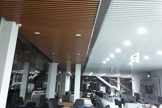 tấm trần nhôm austrong cao cấp