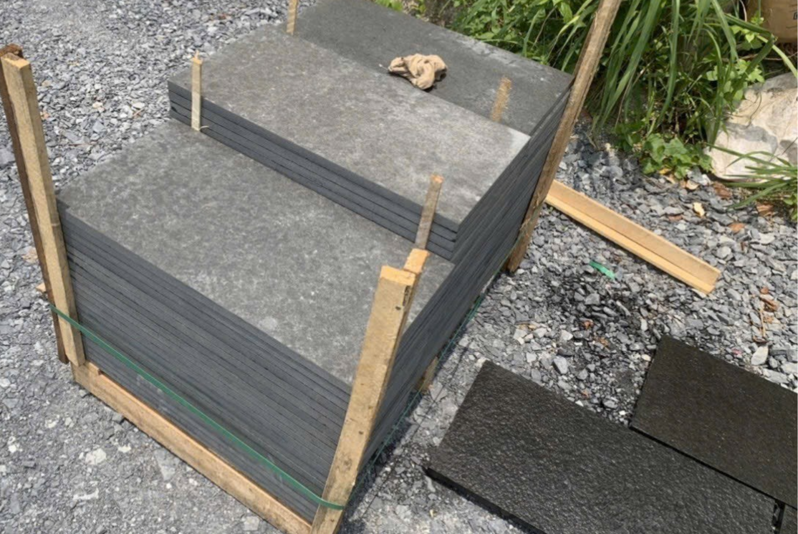 đá lát bazan lát vỉa hè 30x60cm 