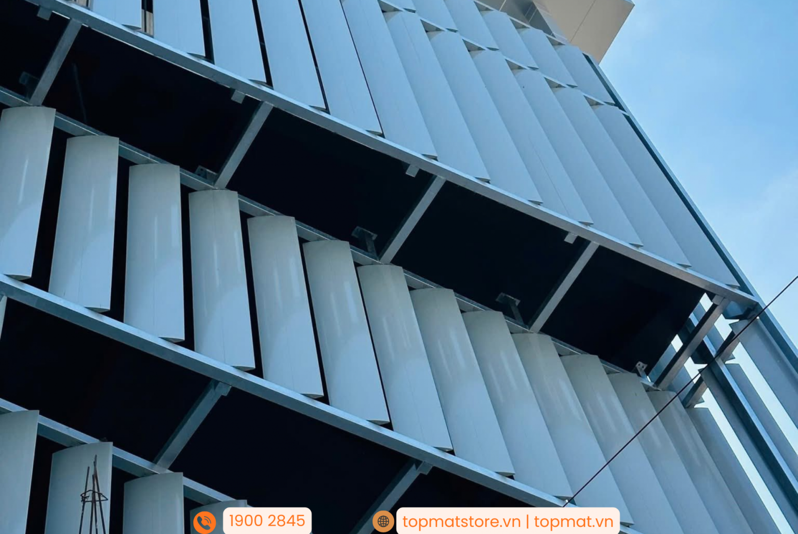 Lam nhôm trang trí màu trắng sáng